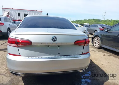 2021 Volkswagen Passat 2.0T Se z USA, uszkodzony, nr VIN 1VWSA7A32MC002440